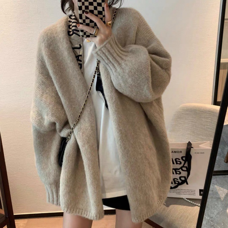 韩版灯笼袖纯色毛衣落肩