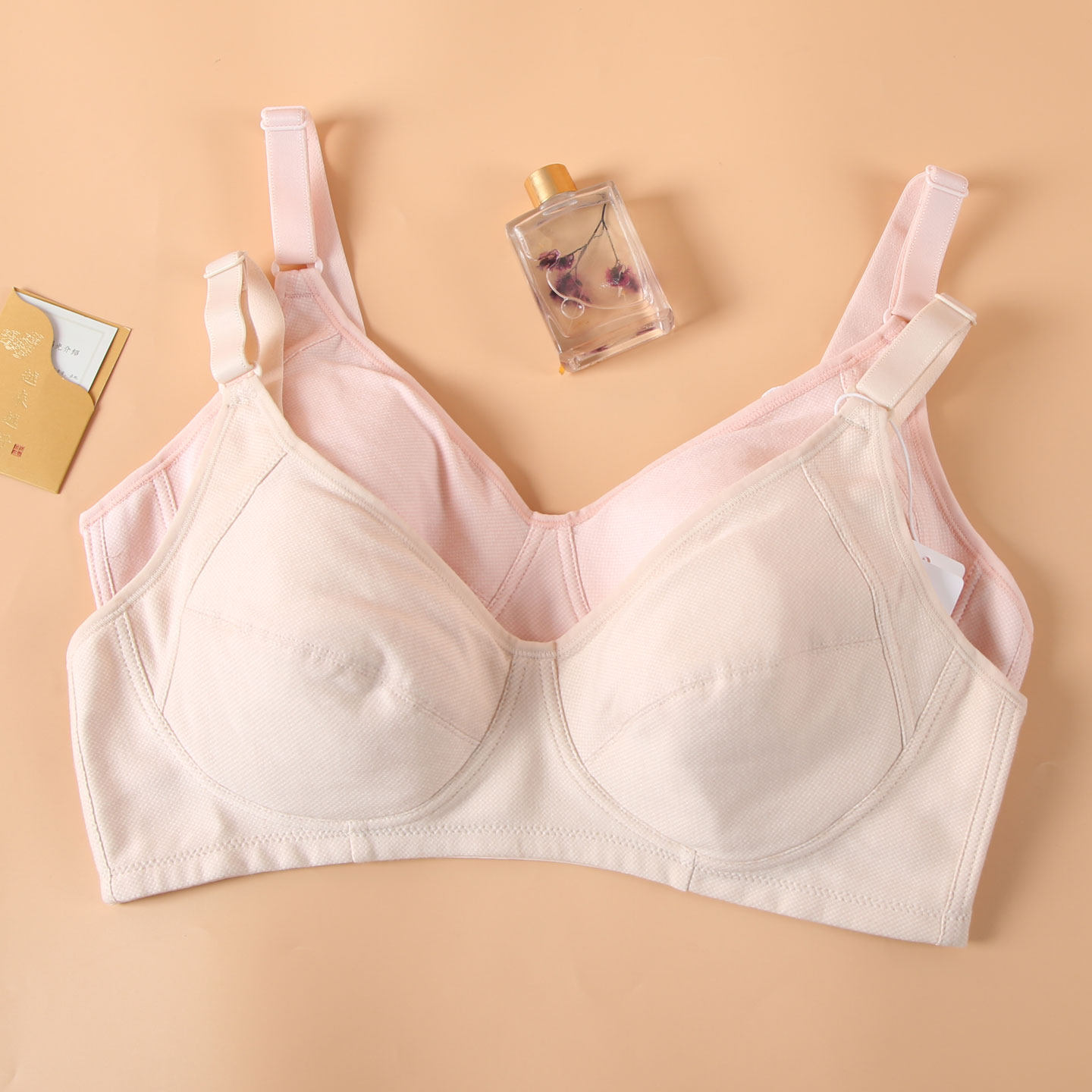 中老年无钢圈文胸薄款纯棉聚拢薄款舒适内衣女浅粉色全棉BC杯胸罩,女士内衣/男士内衣/家居服,文胸,淘宝优惠券,粉丝福利购,淘宝优惠卷