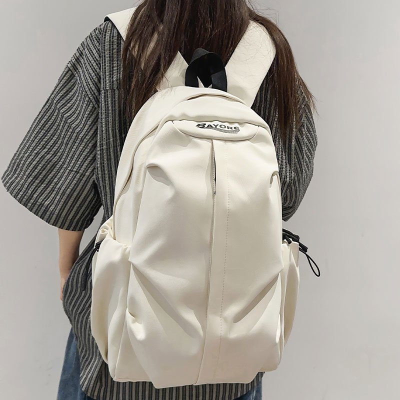 大容量旅行通勤登山包学生双肩包