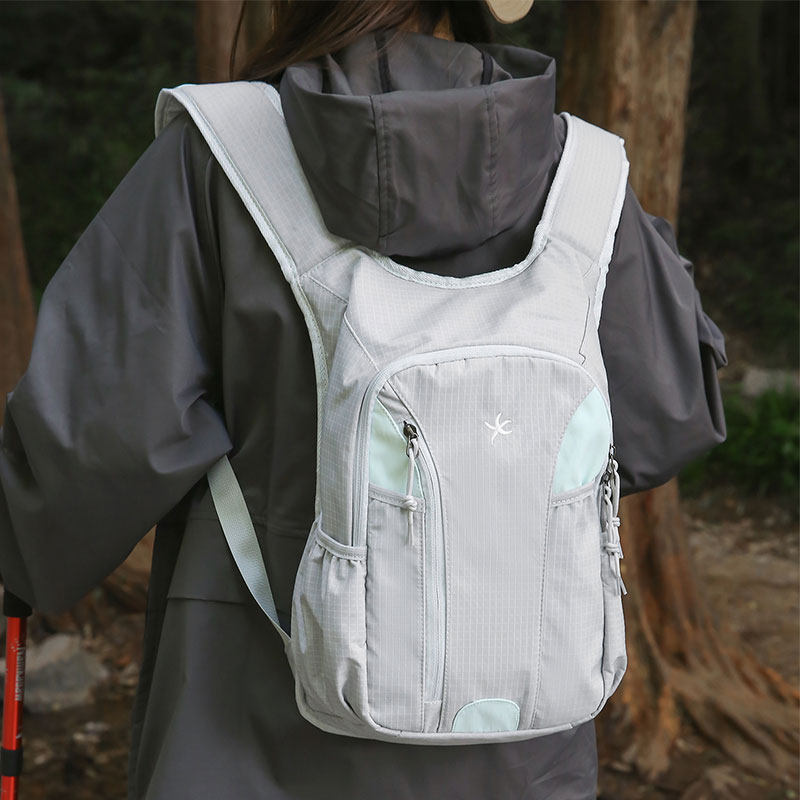 韩系户外轻便双肩包男女徒步旅行防水骑行运动登山书包大容量背包