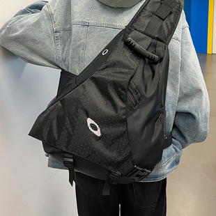 韩版小众弓箭包机能背包男大容量单肩包女学生斜挎户外骑行运动包