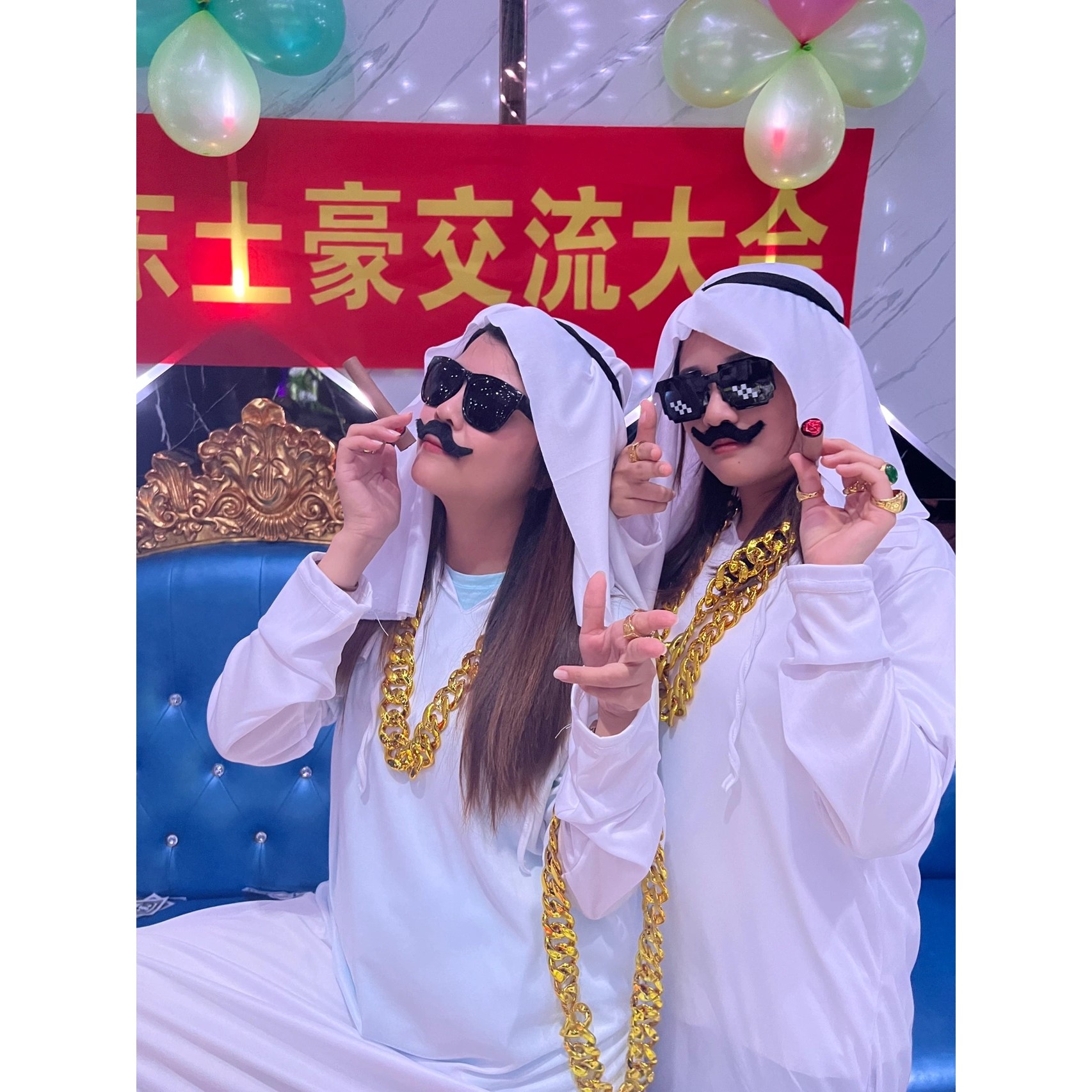 中东土豪服装沙特阿拉伯衣服化装舞会搞怪万圣节cos演出服饰道具