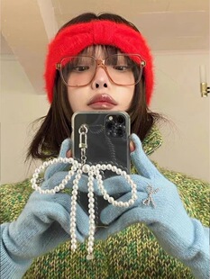 韩国ins珍珠蝴蝶结挂件适用小米14手机壳13新款11ultra红米k70高级感k60女note13pro公主风12turbo透明k50/40