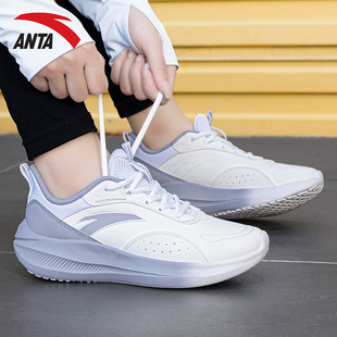 安踏女鞋运动鞋2025冬季新款轻便休闲鞋子初中生皮面软底女跑步鞋