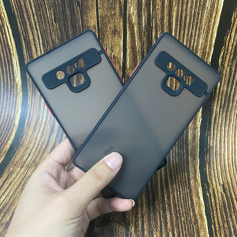 软硬结合，亲肤手感，不沾指纹，全包保护