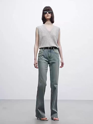 MO牛仔裤设计感侧缝前移微弹棉质浅蓝色中腰微喇拖地摩安