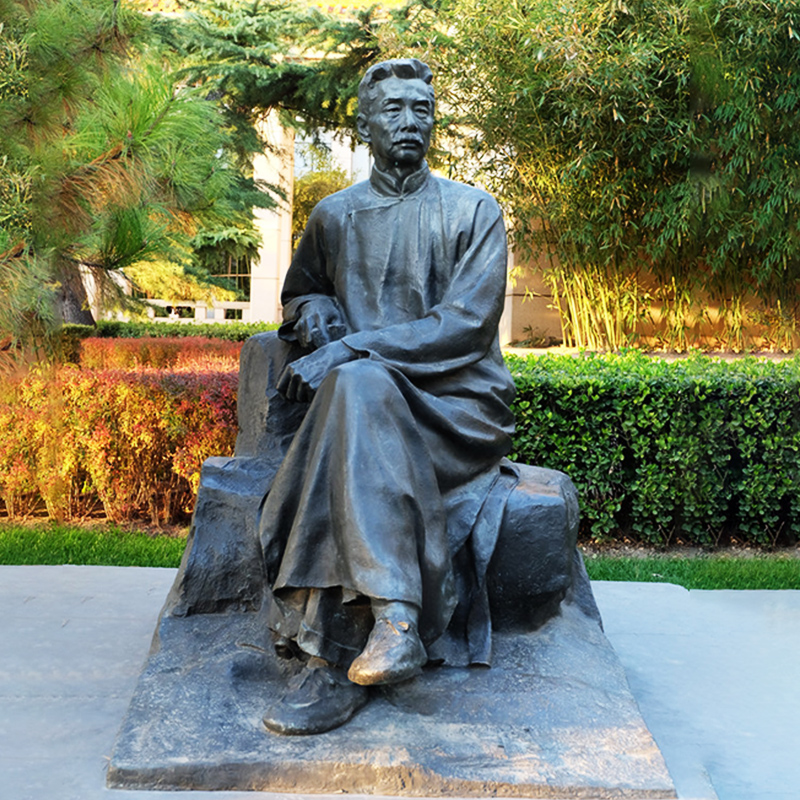 鲁迅人物雕塑定制铸铜现代名人教育家雕像户外校园大型玻璃钢摆件