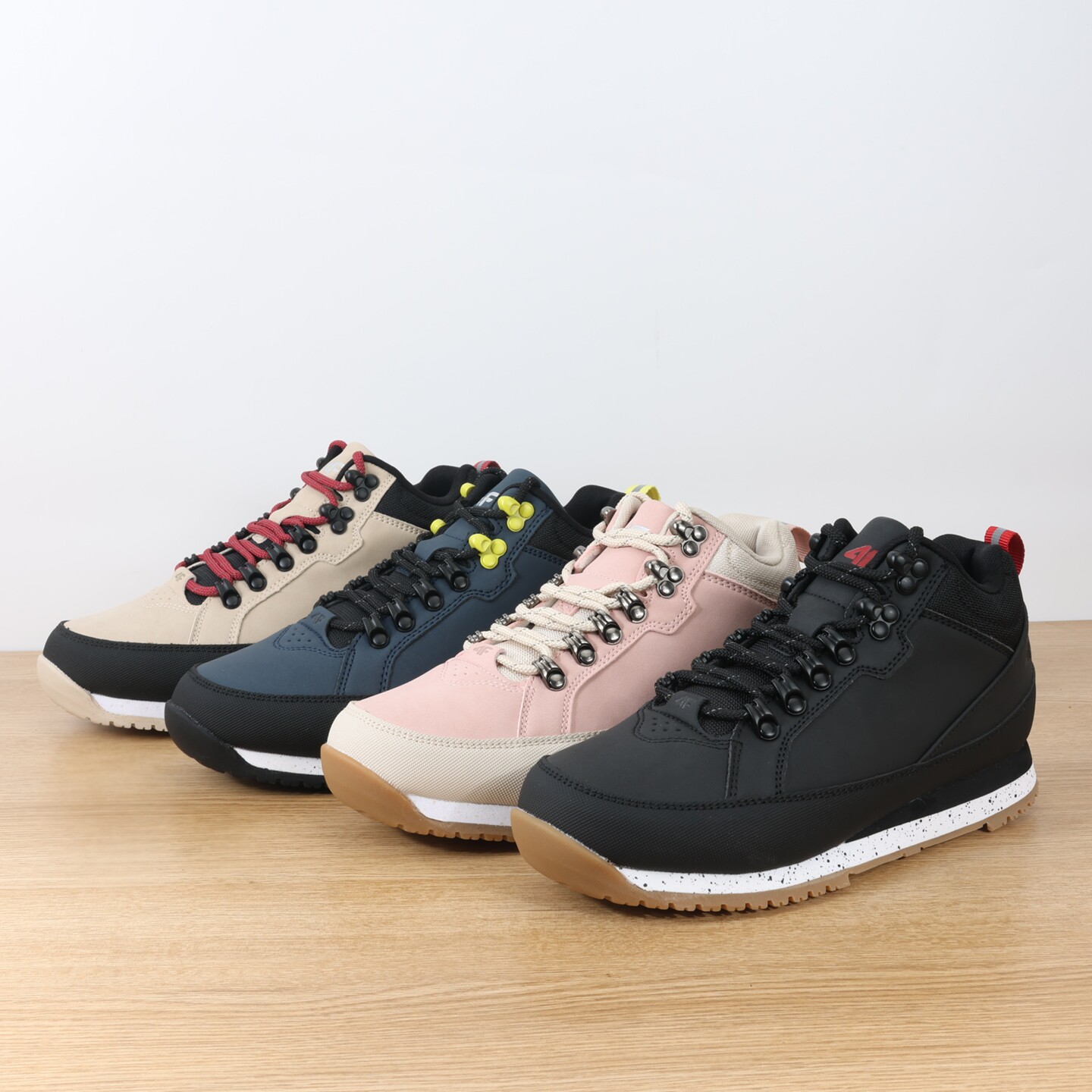 外贸尾货户外徒步鞋男女登山鞋