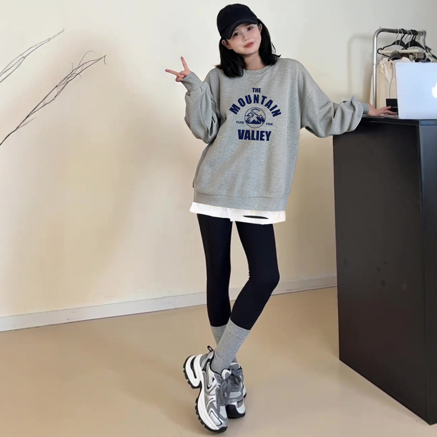 小个子学生中长款假两件卫衣女2025年秋冬遮屁股配鲨鱼裤上衣外套