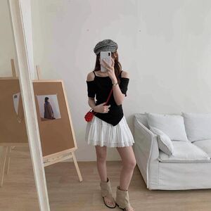 不规则简约女露肩打底衫短袖上衣风新款夏季百搭修身学生显瘦T恤