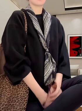 腰果印花披肩法式超大号斜纹绸凉感斜角巾女款三角形丝巾复古腰巾