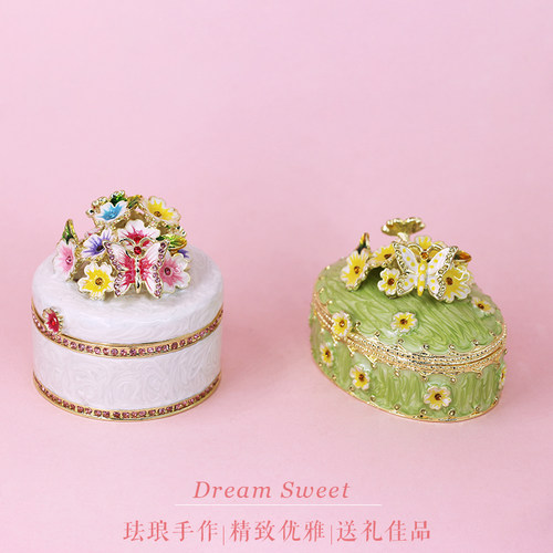 手绘珐琅彩樱花盒蝶恋花首饰盒