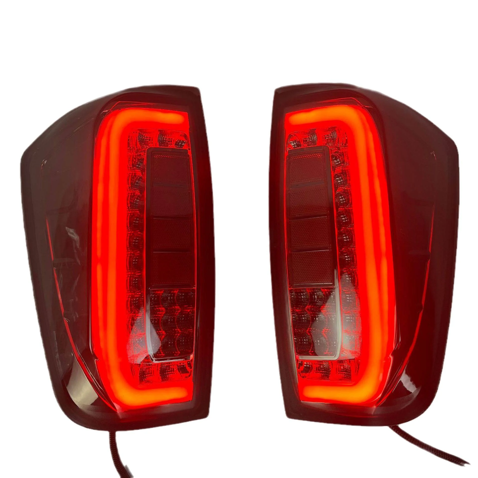 适用于15-19款尼桑纳瓦拉尾灯 NAVARA NP300 D23 LED 尾灯 熏黑款