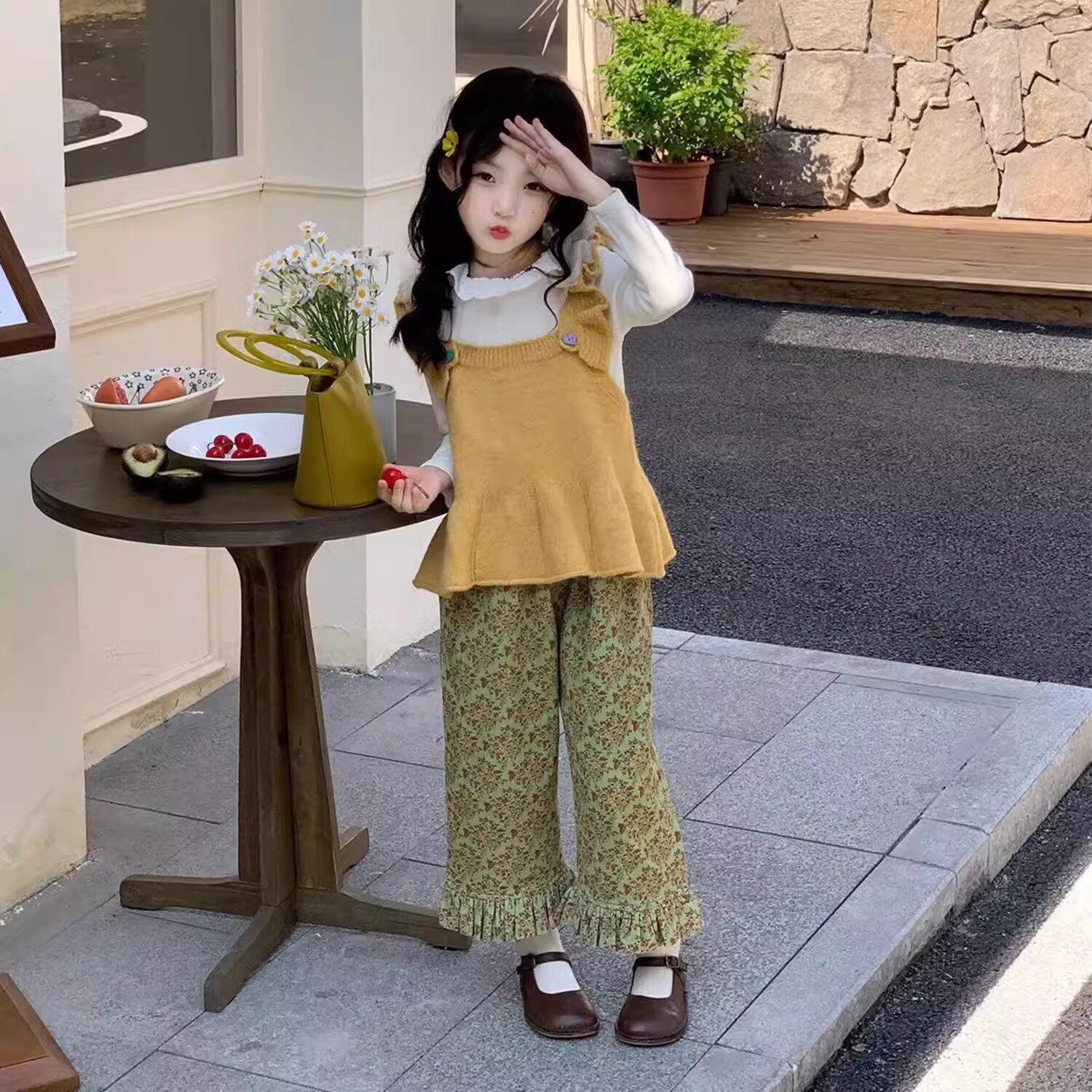 韩版女童2026春季新款黄色薄款飞飞袖针织马甲背心女孩森系碎花裤