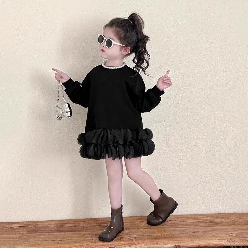 韩版女童2026春秋季新款黑色花瓣长袖连衣裙女宝宝洋气卫衣蓬蓬裙