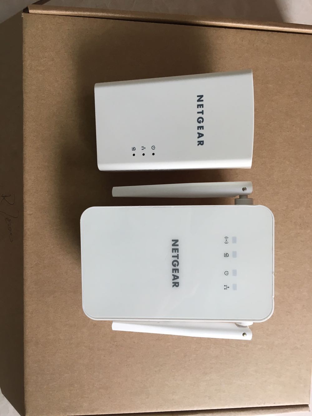 NETGEAR网件原装PLW1000双频无线电力猫一对千兆家用组网即插即用