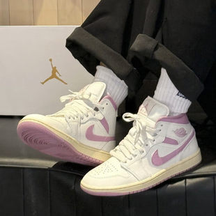 耐克AJ1女鞋AIR JORDAN 1高帮休闲板鞋轻便透气运动鞋BQ6472-162