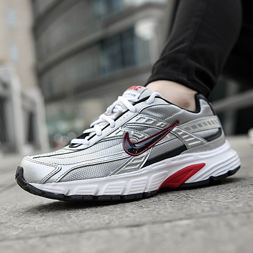 Nike耐克2021春季新款休闲运动鞋