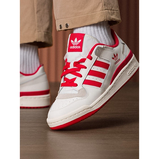 阿迪达斯三叶草板鞋男女鞋2026新年款低帮运动鞋情侣休闲鞋JQ1533