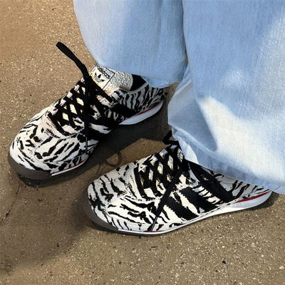 阿迪达斯休闲鞋女新款运动