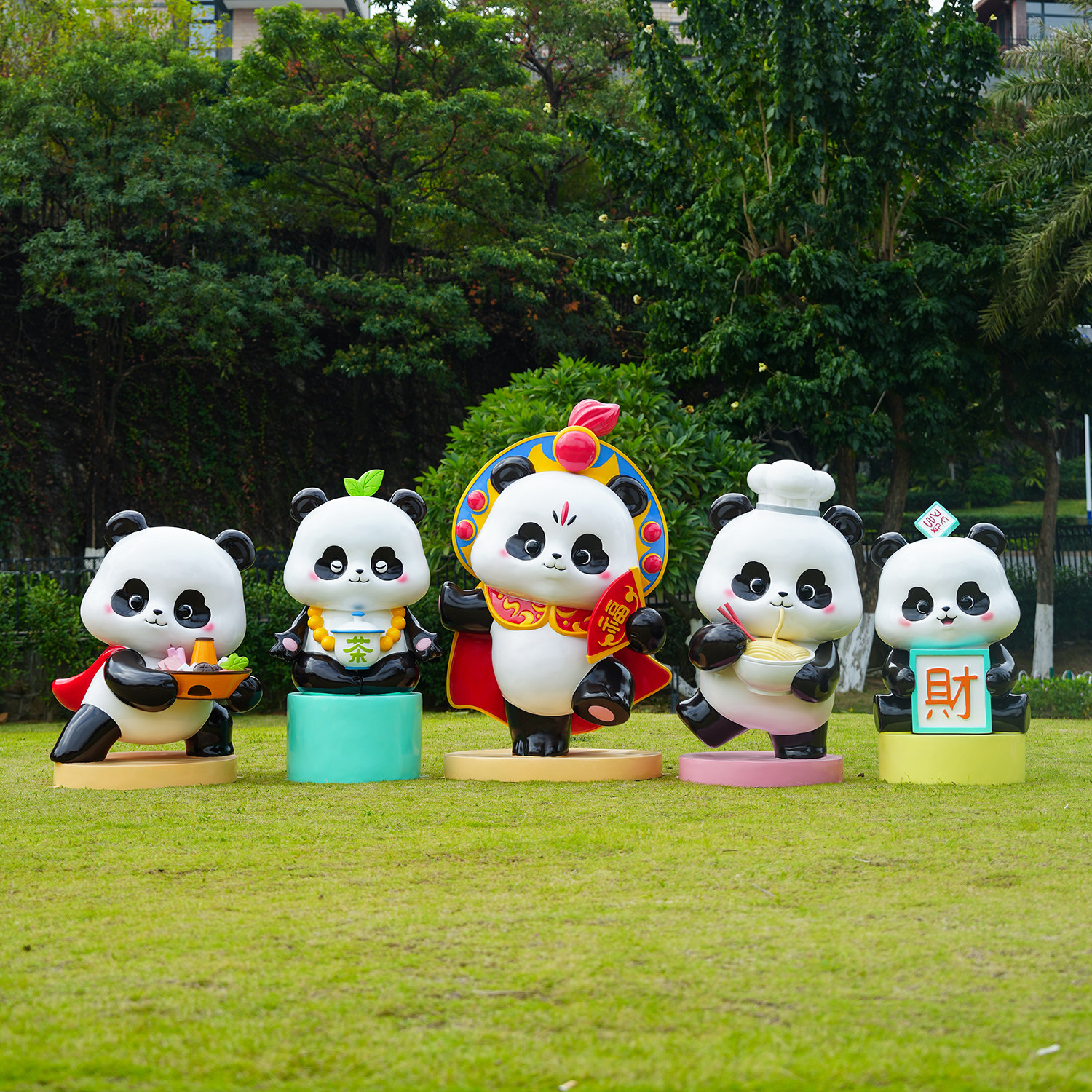 卡通熊猫造型商场店面摆设景观娱乐场所景区创意雕塑装饰熊猫摆件