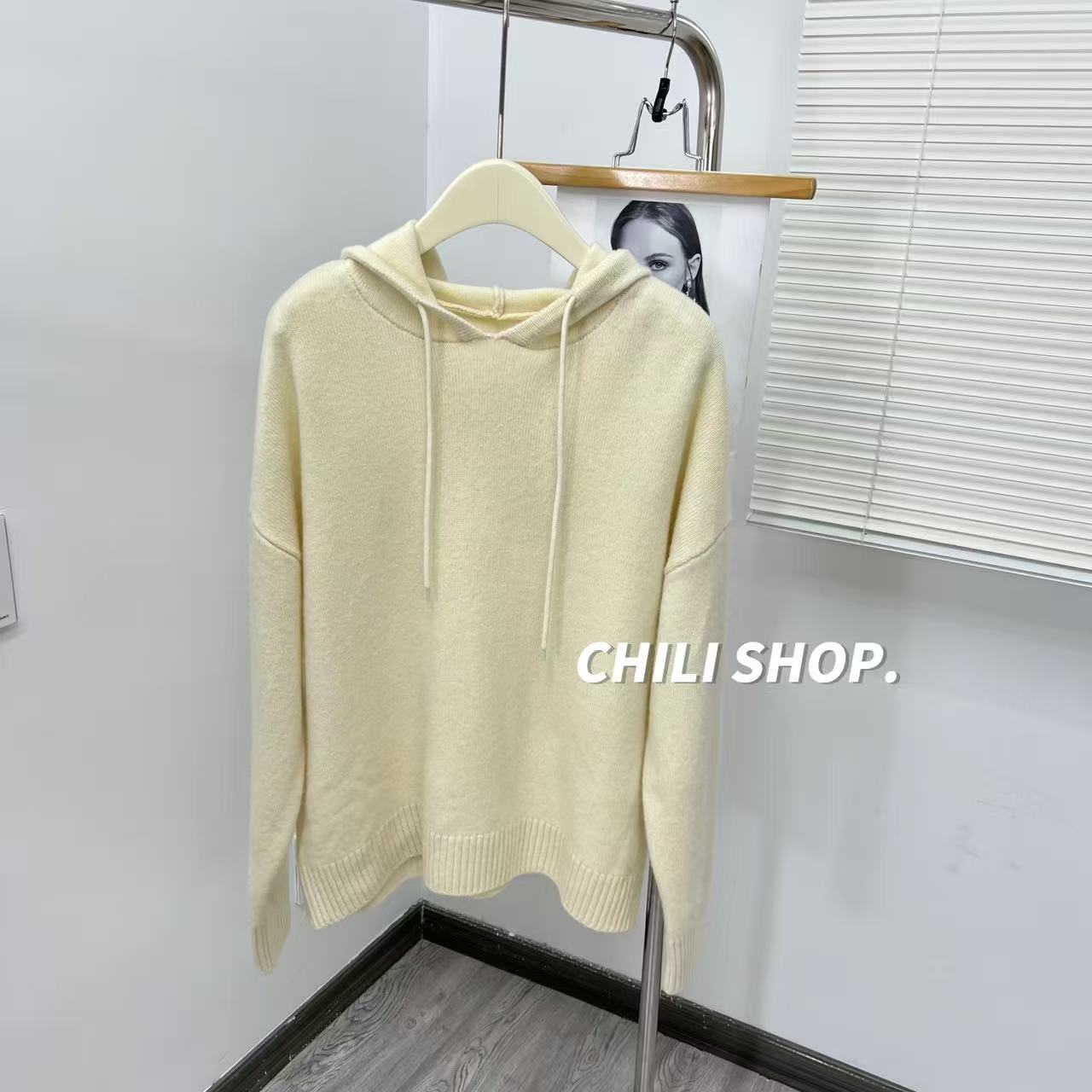 【英英Chili】带帽简约纯色慵懒加厚羊绒羊毛针织宽松毛衣 10.28