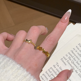 黄金感铜钱小马戒指女小众设计开口素圈戒指女轻奢高级感尾戒指环
