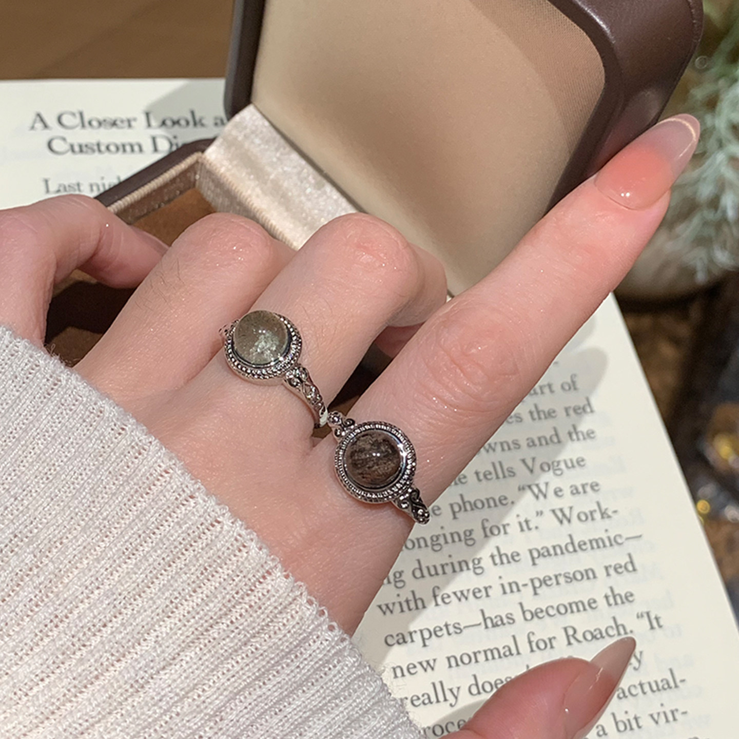 复古蛋面水晶戒指女小众设计绿幽灵开口素圈戒指尾戒女小指食指环