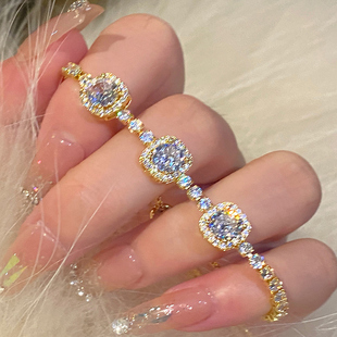 方糖水晶手链女生锆石手串闺蜜手链轻奢小众精致手绳高级感手饰品