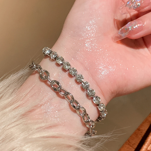 爆闪水晶手链女生款闺蜜手链轻奢小众精致银色手串双层链条手饰品