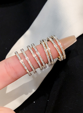 极细波光粼粼素圈戒指女小众设计尾戒女小指食指钛钢戒指女款轻奢