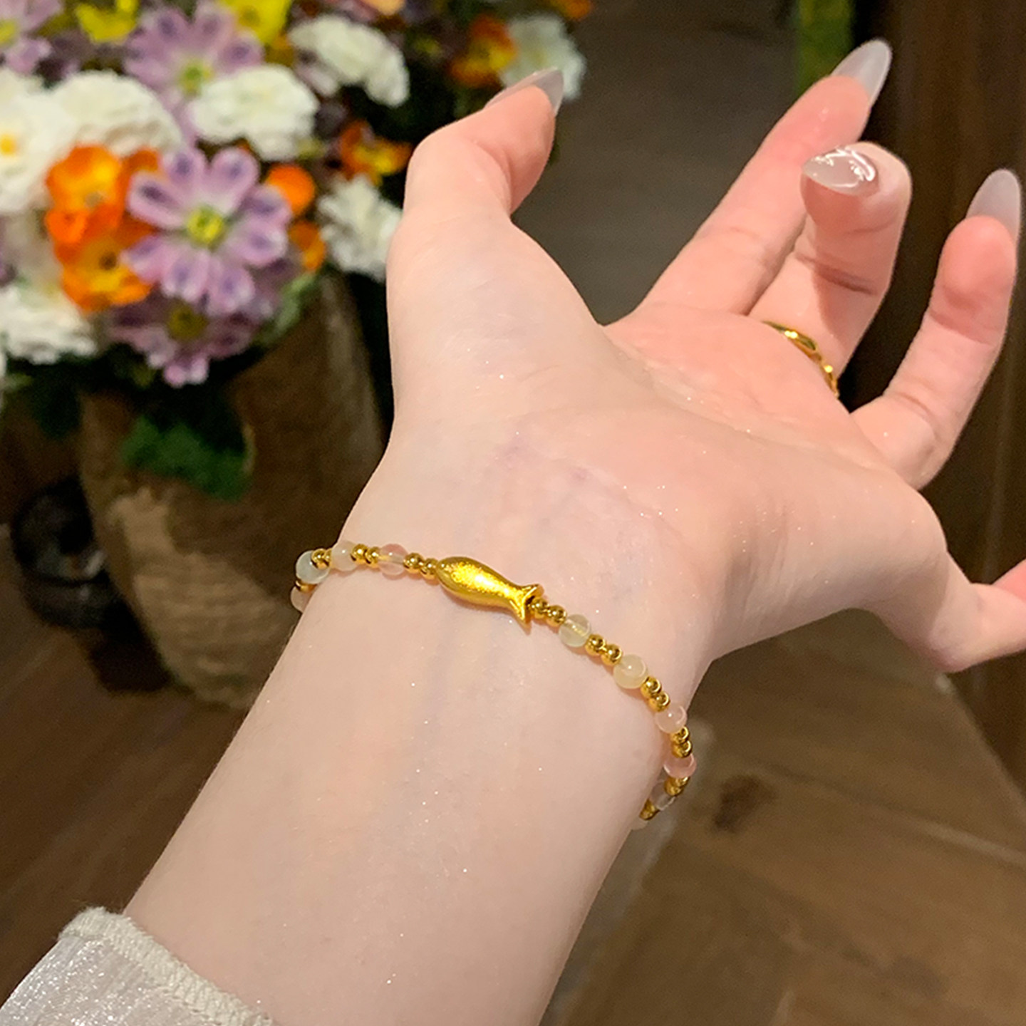 沙金多巴胺彩水晶小黄鱼手链女图片