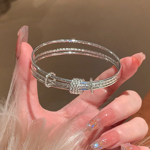 叠戴感手镯三圈铃铛手镯女款高级感素圈手环镯子手链手串银手饰品