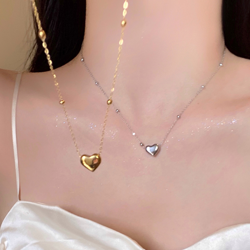 间珠链爱心钛钢项链女精致百搭