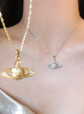 碎钻土星项链高级感轻奢小众锁骨链钛钢项链女款2025新款首配饰品