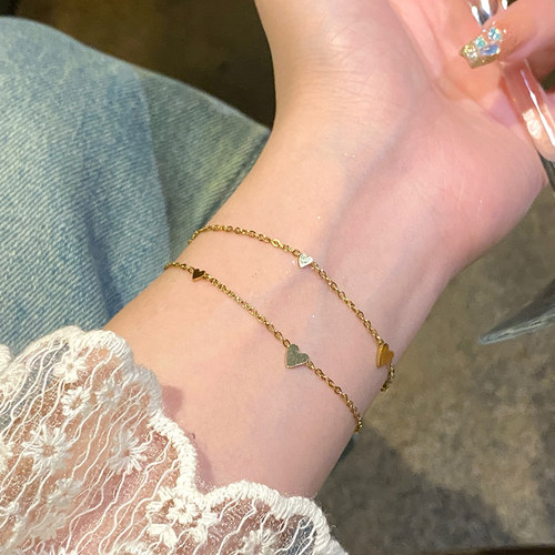 三颗小爱心钛钢手链女气质经典款