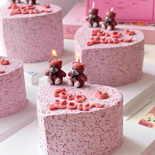 2.14网红情人节小熊生日蜡烛蛋糕
