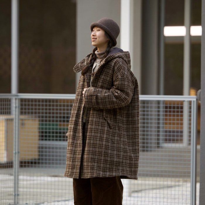 封面是花 英国进口100%羊毛 色织格 木棉内胆 连帽 英伦风 大衣