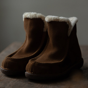 翻毛短靴 封面是花 橡胶底 配羊毛里 雪地靴 头层牛皮
