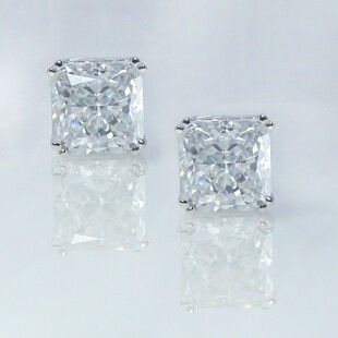 冬季礼物S925银多彩爱心耳环女时尚前卫方糖耳钉新品流行耳饰