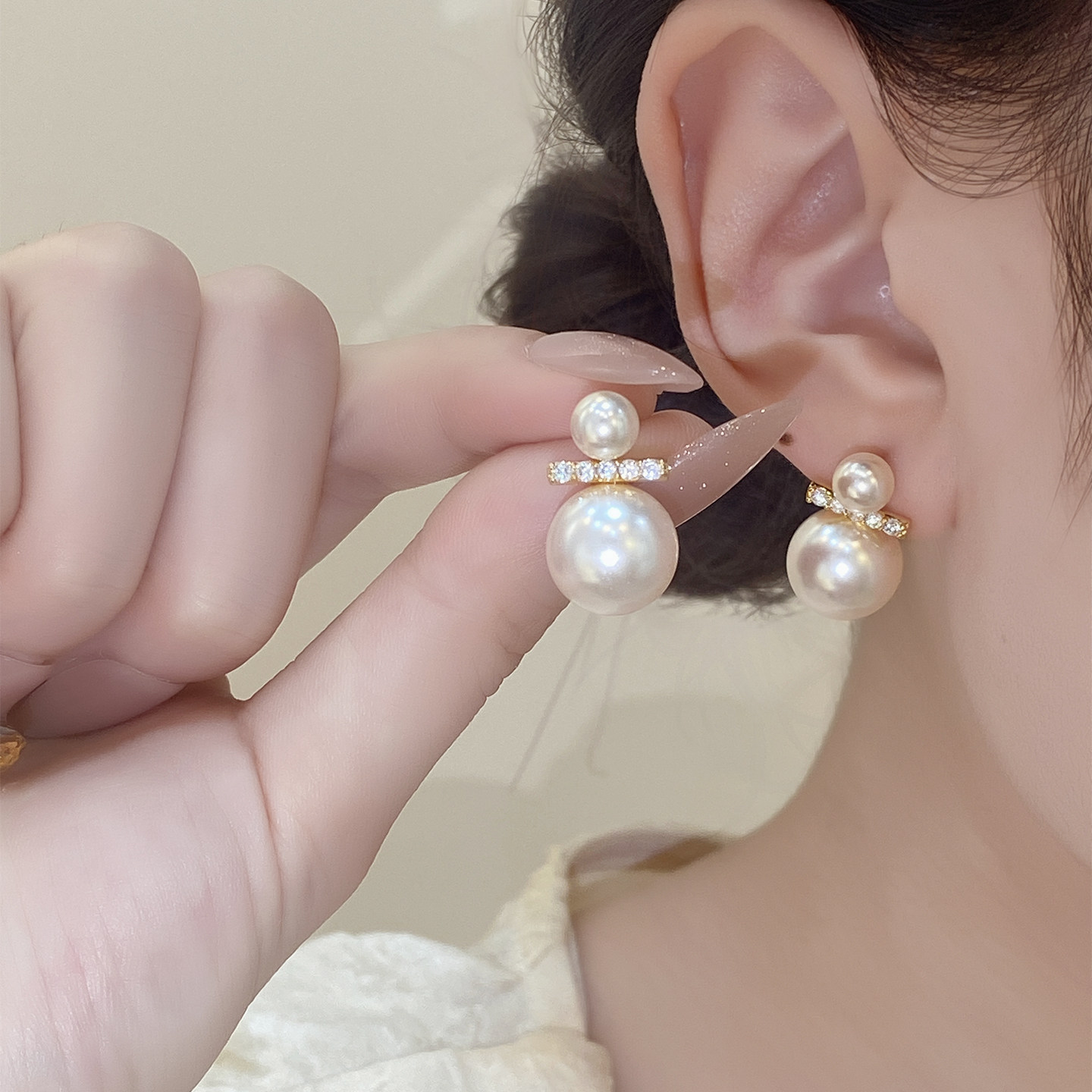 时尚高级感珍珠耳环女2025新款爆款轻奢设计感耳钉小众设计感耳饰,饰品/流行首饰/时尚饰品新,耳环,淘宝优惠券,粉丝福利购,淘宝优惠卷