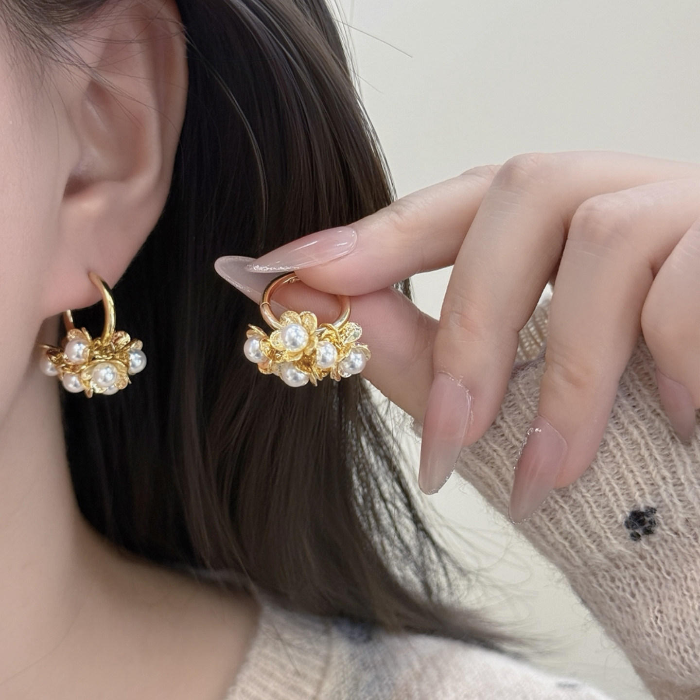 小众高级感金属花朵吊坠耳环