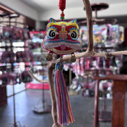 寿州香草植物非遗香囊 净化空气车挂 瑞兽狮子香包香囊