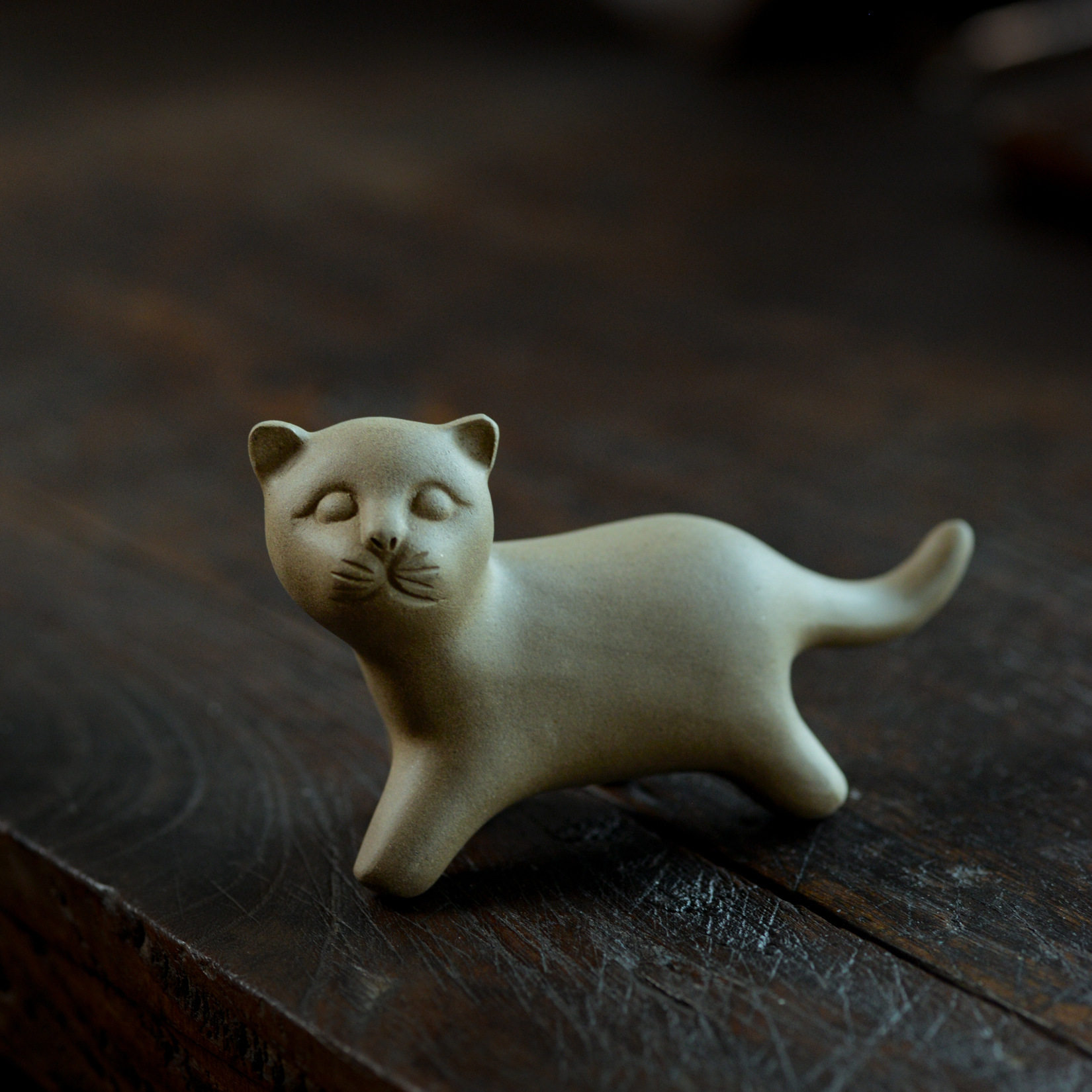 红春紫砂宜兴紫砂茶宠猫雕塑茶具茶玩摆件装饰