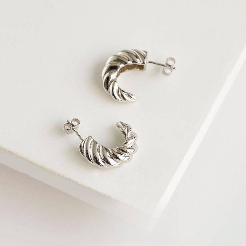 s925纯银牛角包耳钉麻花C型耳环女时尚潮流时尚气质耳饰,饰品/流行首饰/时尚饰品新,银饰耳饰,淘宝优惠券,粉丝福利购,淘宝优惠卷