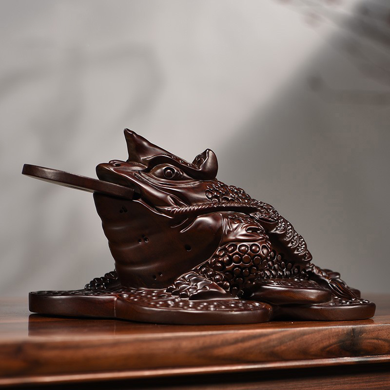黑檀金蟾三足献宝商铺工艺木雕