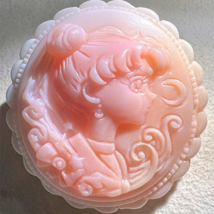 女王贝美少女战士雕刻吊坠挂件毛衣链手链DIY配件包邮甜美少女粉