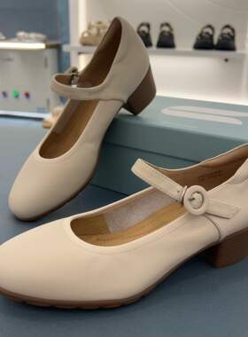 康莉女士简约休闲鞋KYQ55365D