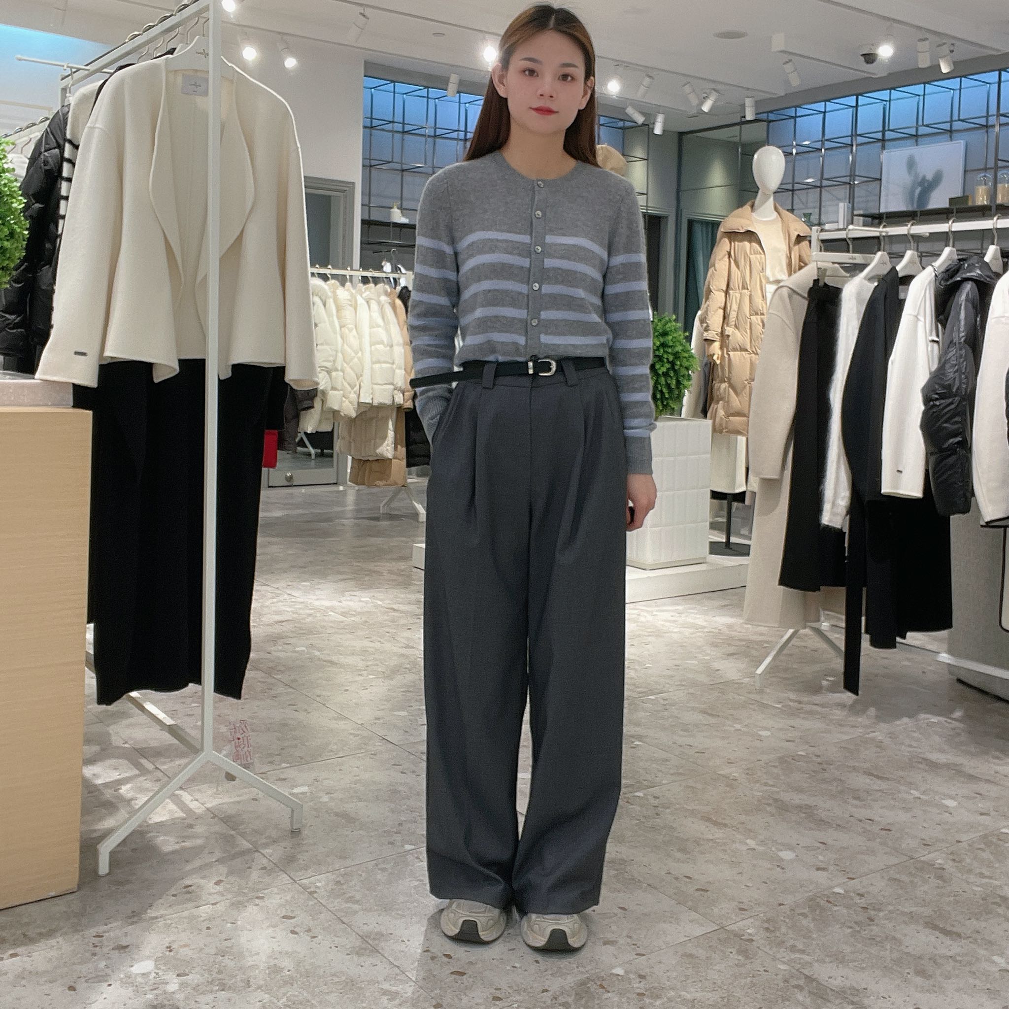 伊芙丽 女士休闲时尚裤子1EA652331