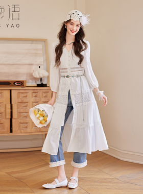 白鹿语旅游度假风V领镂空花边长裙25春款拼接仙女裙连衣裙BY20397